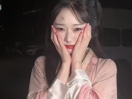 谁家的脏脏包@岳雨婷 #岳雨婷 #折腰 #古装 #流量扶持