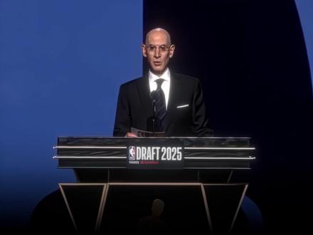 努力不必张扬 结果自会发声! #杨瀚森 #中国篮球 #励志