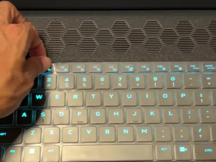 你是不是也给游戏笔记本盖这样的键盘膜?#外星人笔记本