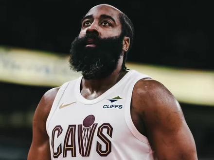 阿特金森失误不断 骑士还能翻盘尼克斯吗 #哈登 #米切尔 #骑士队 #nba季后赛 #dou来nba