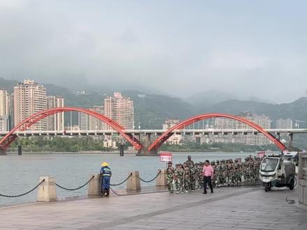 青田第二中学开学从军训开始