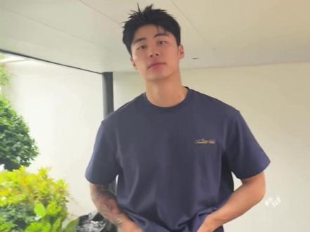 运动健身打球休闲 就这条蓝色短裤 爆好搭!