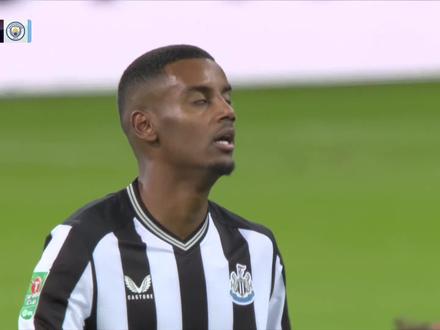 英联杯焦点大战,纽卡斯尔一剑封喉淘汰蓝月曼城!#FC足球世界 #足球 #曼城 #纽卡斯尔