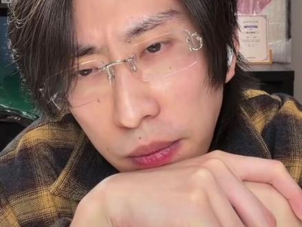 你们别忽悠他啦!! #蒋易 #摇汞青年 #主播精神状态