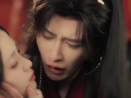 大婚惨死重生,攻略疯批反派被虐杀 5 次 我是反派早逝的白月光#我是反派早逝的白月光 #申浩男 #莉莉崽 #申浩男莉莉崽首搭白月光 #古装重生短剧 疯批国师要挖我心复活白月光@莉莉崽 攻略疯批反派失败重生@申浩男 疯批国师停手献吻,黑化值暴跌@DOU+小助手 我是反派早逝的白月光定档开播