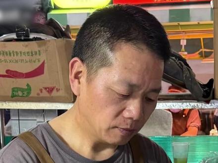 福州,一个有爱的城市。 #福州 #煎饼叔叔 #锅盔叔叔 #有爱的城市