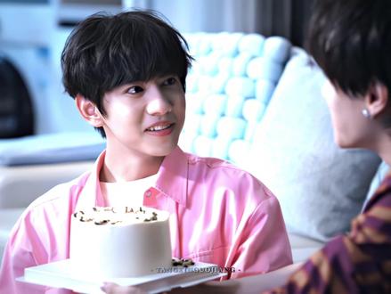 「zc岁启情长元旦联产」2026年,要一直幸福~上一棒 @是橙子不是橘子🍊 下一棒@冬走向小苍兰(展轩赞过版) 走向小苍兰