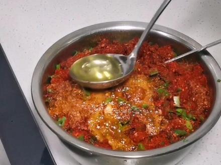 试试吧,简单又美味!#爱生活爱美食 #无辣不欢 #美食 #下饭菜 #美食教程 #家常菜 @抖音小助手