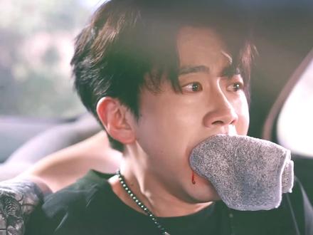 想不到这俩人还有一段这样过往 有一点磕到了...#双轨