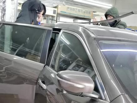 #行李架安装视频 日产安装行李架