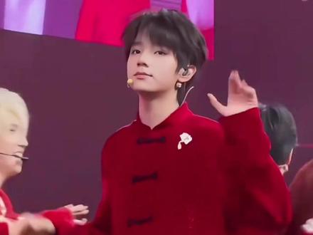 这个王橹杰依旧惬意啊#橹穆#王橹杰#穆祉丞#情侣头像#cp