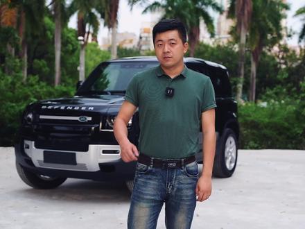 这期详细跟大家聊一下我为什么会去选择它的原因还有目前的一个使用感受。看完我的分析,大家是不是也觉得2.0t的路虎卫士很香呢?今后我也会不定期的跟大家分享一些用车的情况和感受,欢迎大家关注。#路虎卫士 #硬派越野 #这才是男人的玩具 #抖音汽车 #dou是好车