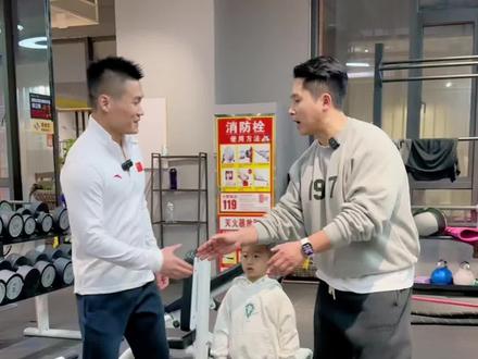“很荣幸让军神上了一课”#举重