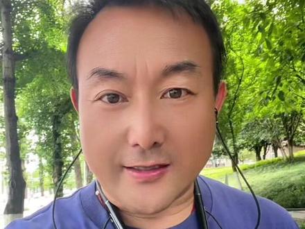 索图迎接杨雯梓 杨雯梓索图大舞台结束来万州三峡民星大舞台 大家怎么看#杨雯梓 #索图 #三峡民星大舞台 #万州