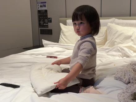 宝宝深深的给爸爸上了一课!!!哈哈哈哈哈