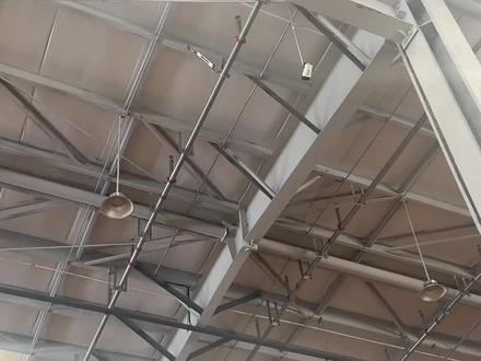 隅撑加固檩条,增加强度和稳定性,钢结构加固你还知道有哪些吗?#建筑结构加固 #工程案例 #光伏 #钢结构安装