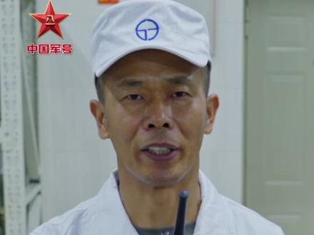 当兵王穿上白衣服,我就知道稳了!#人民军队淬火成钢