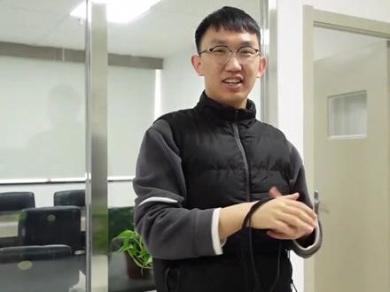 纯属恶搞,请勿当真#罗技鼠标 @抖音小助手