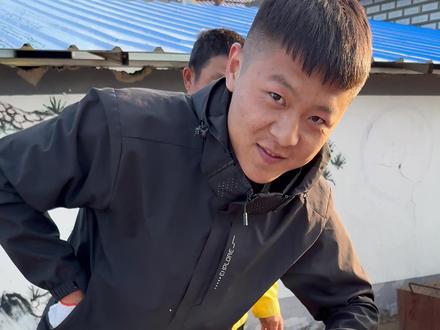 发小结婚,这两天跟着忙活忙活,坐等吃席了。#我的乡村生活 #结婚 #吃席