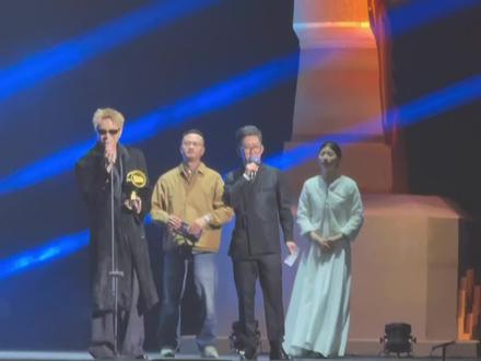 恭喜asen获得年度最受欢迎男歌手#asen #艾志恒asen #digighetto