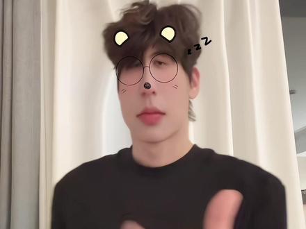 终于忘记你的时候 你出现在我的梦里~#浴室dj #手势舞