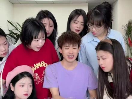 你怎么选择呢? #龙年新剧煲 #这年我来办 #老铁笑