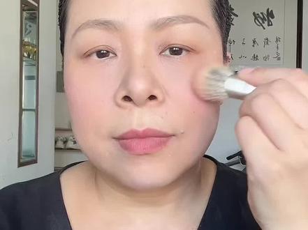 日常淡妆腮红怎么画更自然! #新手化妆 #腮红画法 #腮红打法 #腮红推荐 #日常淡妆