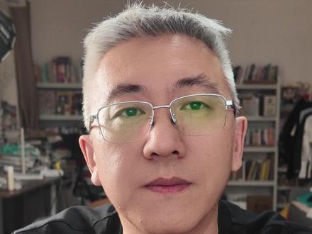 智谱发布全球首个龙虾基座模型,并推出“龙虾套餐”!
#大模型 #智谱 #龙虾 #GLM5Turbo