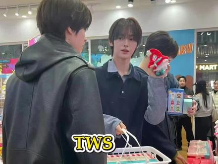 哥几个 买爽了吧!#名创优品盲盒#名创优品艺术家 #YOYO #TWS同款 #萝卜街