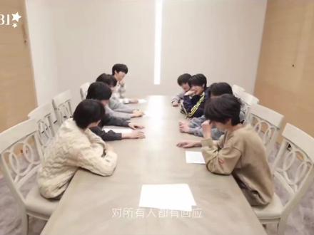 哈哈哈哈哈哈哈小尬剧花絮,🐉说一句,橹瑞铭趴桌偷笑一次触发机制了哈哈哈哈哈哈哈哈#适合不适合 #四代#时代峰峻