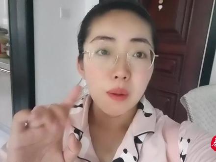 新手爸妈糗事之婴儿车到底咋打开?小夫妻花了30分钟没研究明白 #婴儿车 #婴儿推车 #宝妈必备