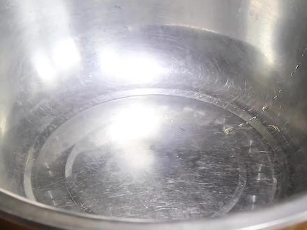 蒸螃蟹时,冷水蒸还是热水蒸?很多人搞不懂,难怪螃蟹流黄腥味重