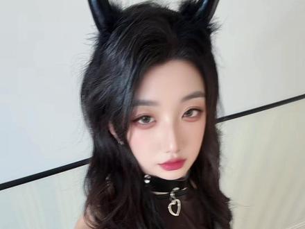 今天是可爱风哦#辣妹穿搭 #猫系女友 #御姐