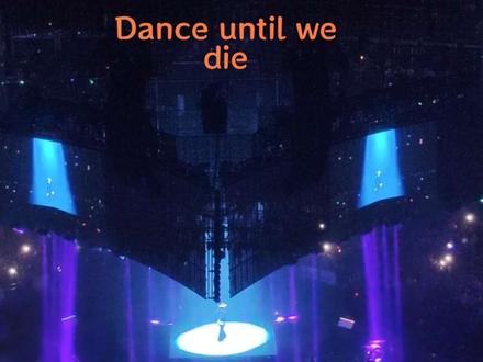 吴建豪歌曲:Dance Until We Die
舞台灯光太漂亮啦,舞蹈也很不错,好看好听!
#恒星之城 #F3 #F4 #五月天 #吴建豪