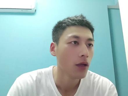 詹姆斯以后的雕像,标语应该写什么? #詹姆斯 #雕像