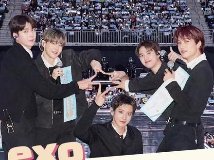 #EXO见面会History舞台 人少了,但配置依然齐全#exo #kai #kpop #舞台