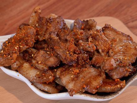 空气炸锅版烤五花肉真的太好吃了 #抖音年味争霸赛 #美食 #烤五花肉 @海底捞火锅 #寿星千万种海底捞都宠