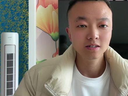 华硕笔记本电脑电池更换流程