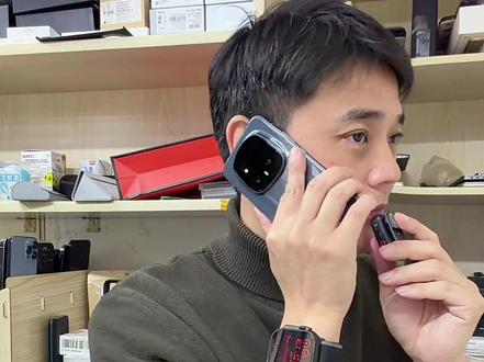 荣耀magic8rs保时捷全新上手体验#荣耀magic8保时捷 #荣耀magic8 #荣耀magic8pro #二手手机置换 #同城实体店