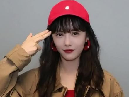 这一次,在CBD的战场,我唐影一定要拿回属于我的一切#装腔启示录定档0818 #装腔启示录