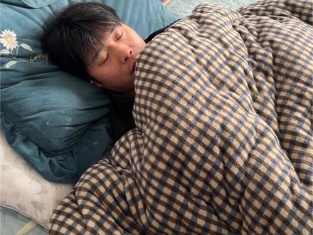 大年初一我就这样被喊起来 #搞笑 #抽象 #新年快乐 #一定要看到最后 #过年精神状态