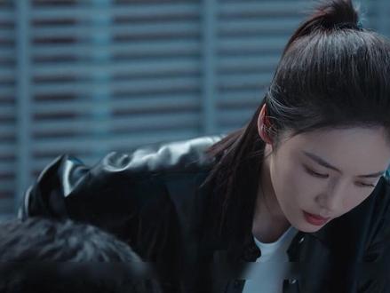 闪婚丈夫竟是局长都要亲自接待的大佬 #钢铁森林 #钢铁森林大结局看泪目 #钢铁森林 #了不起的精讲团