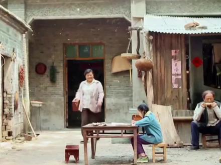 胖嫂就这么赔如钱哈#我的农村生活 #重温经典老剧 #剧好看