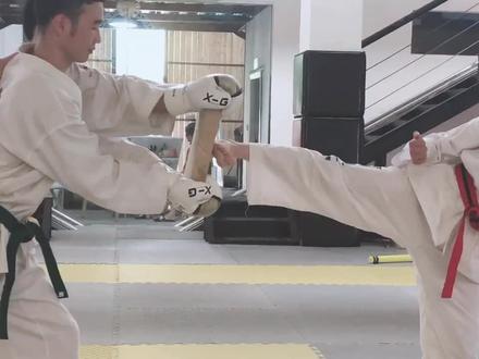 #跆拳道 #ITF跆拳道 晋升黑带一段考核:功力、特技考核花絮:)#悟道馆 #跆拳道黑带考核