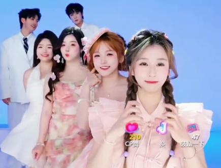 雨栗相伴超甜小剧场~每一帧都很甜!#toptwo小雨 #板栗 #雨栗相伴 #甜蜜暴击 #磕cp的快乐 @板栗🌰 @在下小雨🌧️-TOP TWO