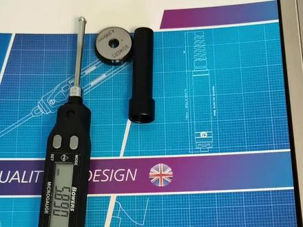 英国宝禾Bowers两瓣式数显小孔径测量仪,最小规格0.95mm.#内径规 #三丰量具 #英国宝禾 #小孔测量