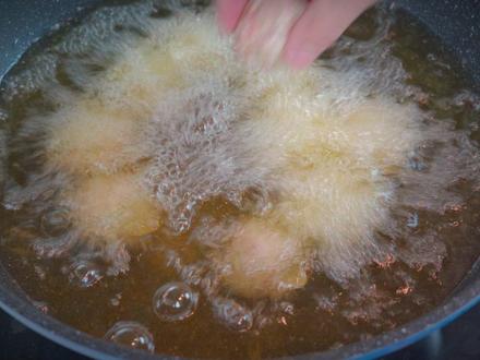 炸萝卜丸子不要用淀粉和面粉,也不要用盐杀水,炸丸子最简单做法 #炸丸子 #炸圆子 #炸萝卜丸子 #炸萝卜肉丸