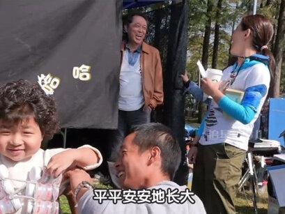 命运和她开玩笑,她和命运有说有笑#李欣蕊 #娱乐 #明星