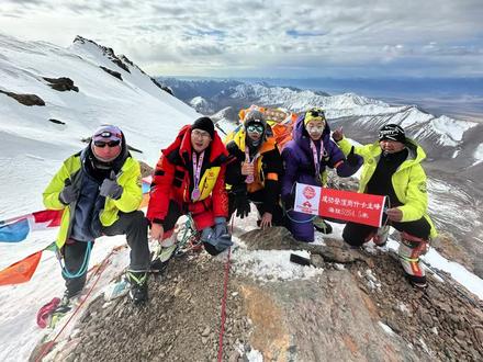岗什卡第一视角记录#攀登 #雪山 #岗什卡雪山