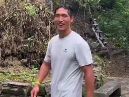 繁队研究赛事规则,终于21公里不限速了,繁队优势太大了#张家界七星山
#CAMEL骆驼
#张家界七星山骆驼杯户外挑战赛
#老六户外打卡凤凰古城
#乡乡嘴虎皮豆干